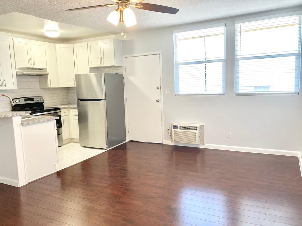 1216 N New Hampshire Ave, Los Angeles, CA 90029