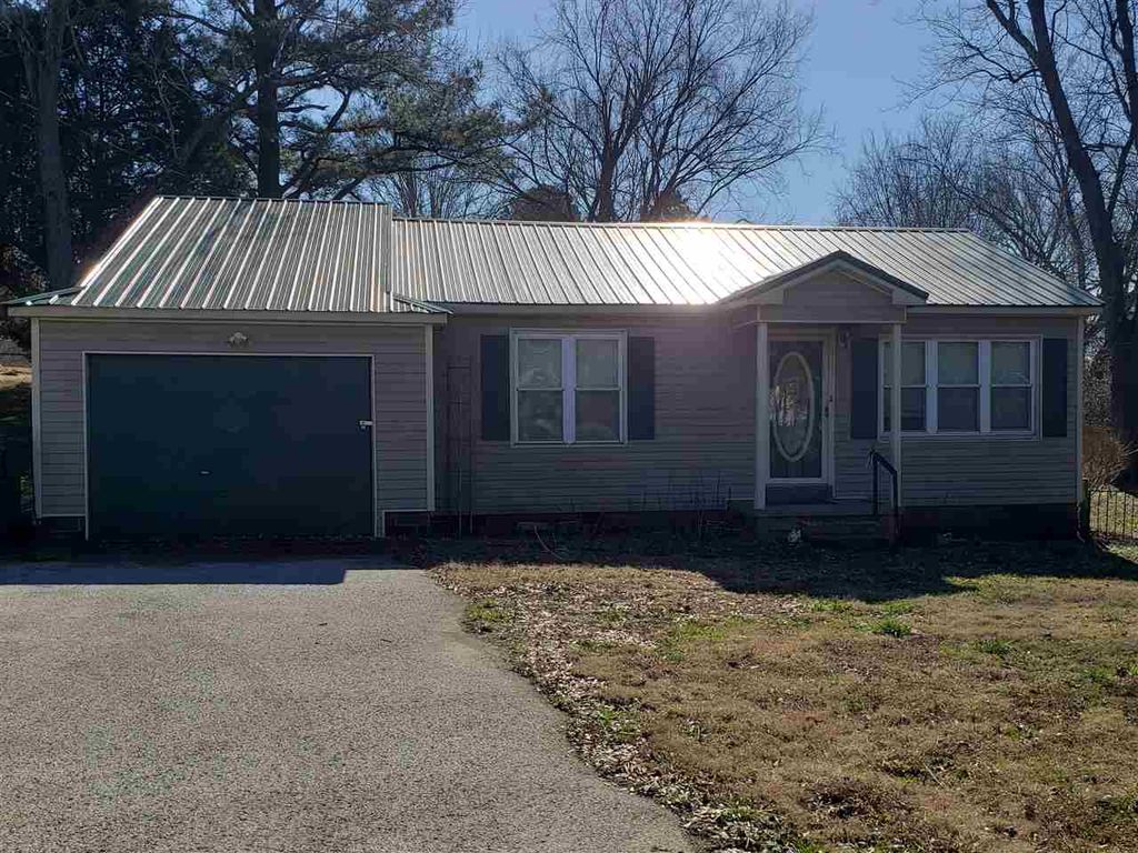 1720 Main St, Atwood, TN 38220 Trulia