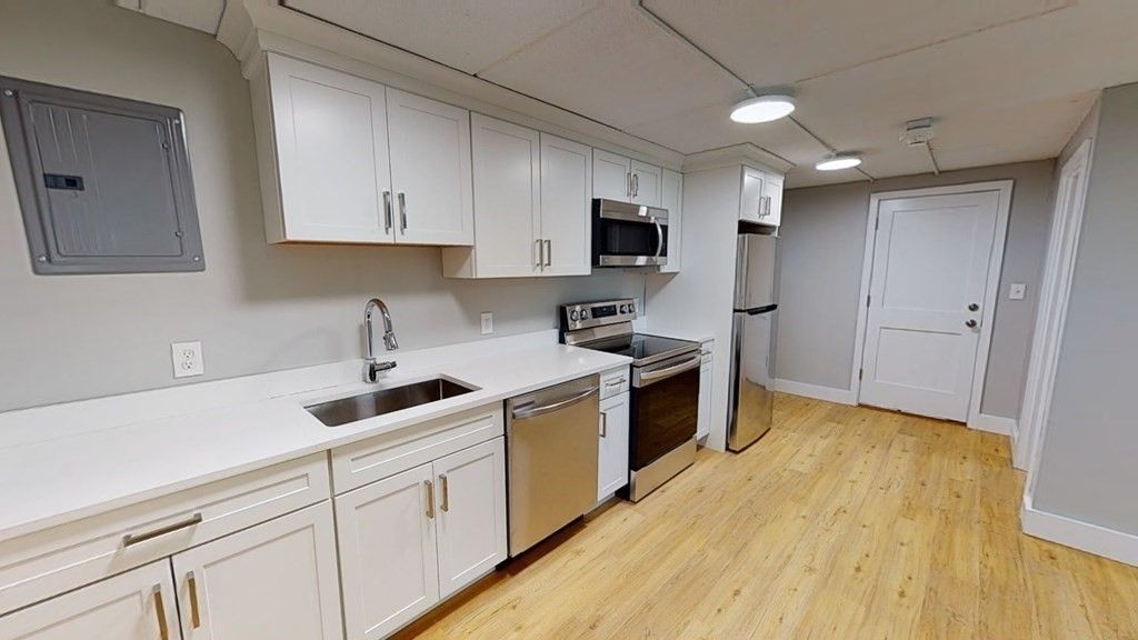 89 Woodrow Ave #5, Dorchester Center, MA 02124