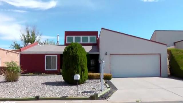 2911 Golfers Ln SE, Rio Rancho, NM 87124