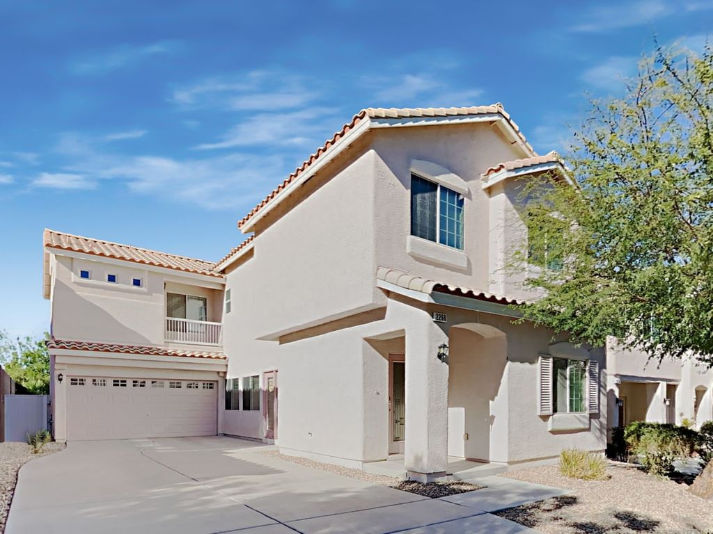 2260 Laramine River Dr, Henderson, NV 89052