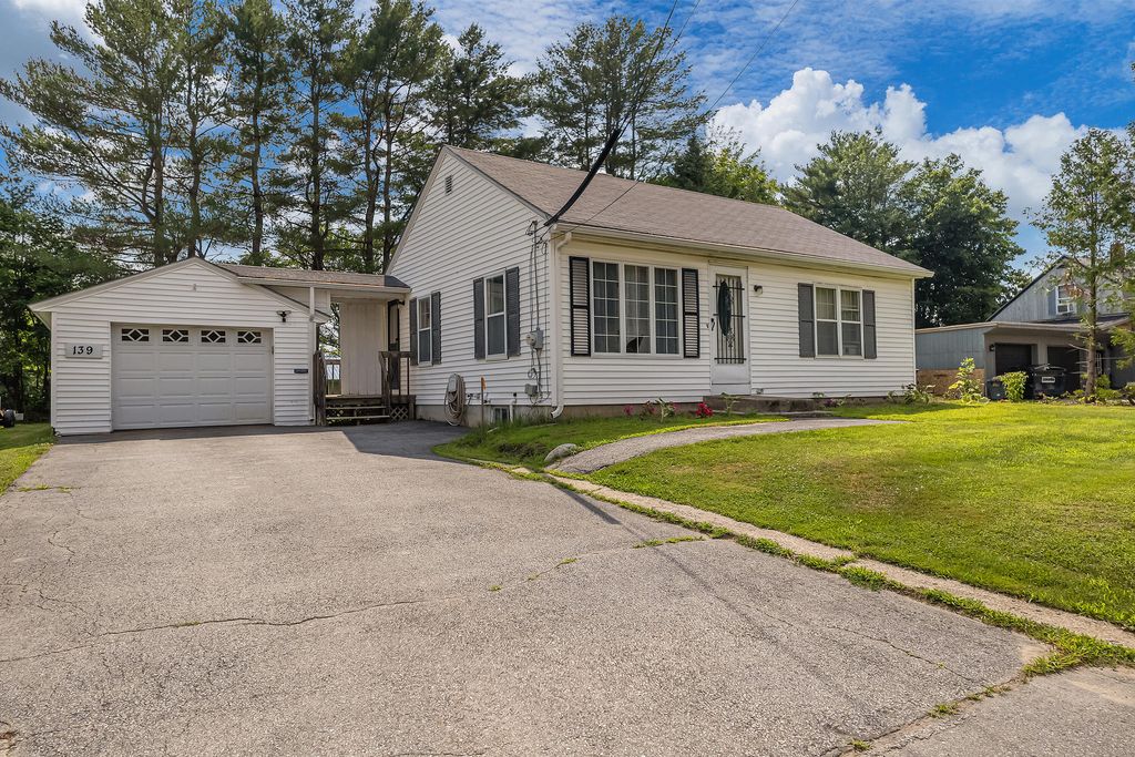 139 Montello Street, Lewiston, ME 04240 MLS 1596449 Trulia