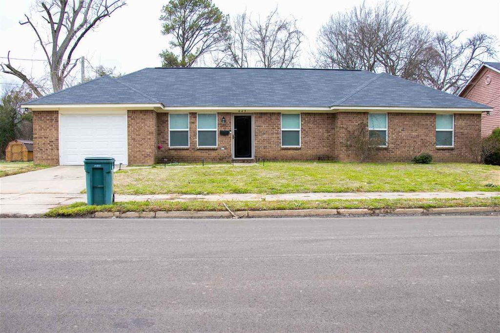 443 North St, Yazoo City, MS 39194 4 Bed, 2 Bath SingleFamily Home