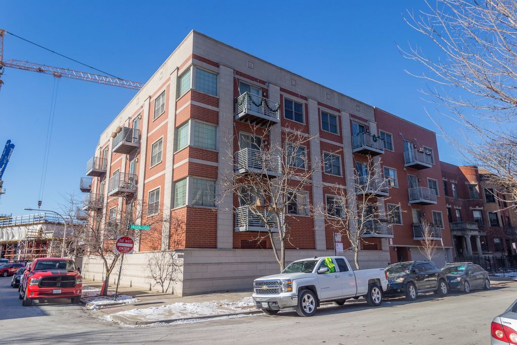 4616 N Kenmore Ave #306, Chicago, IL 60640