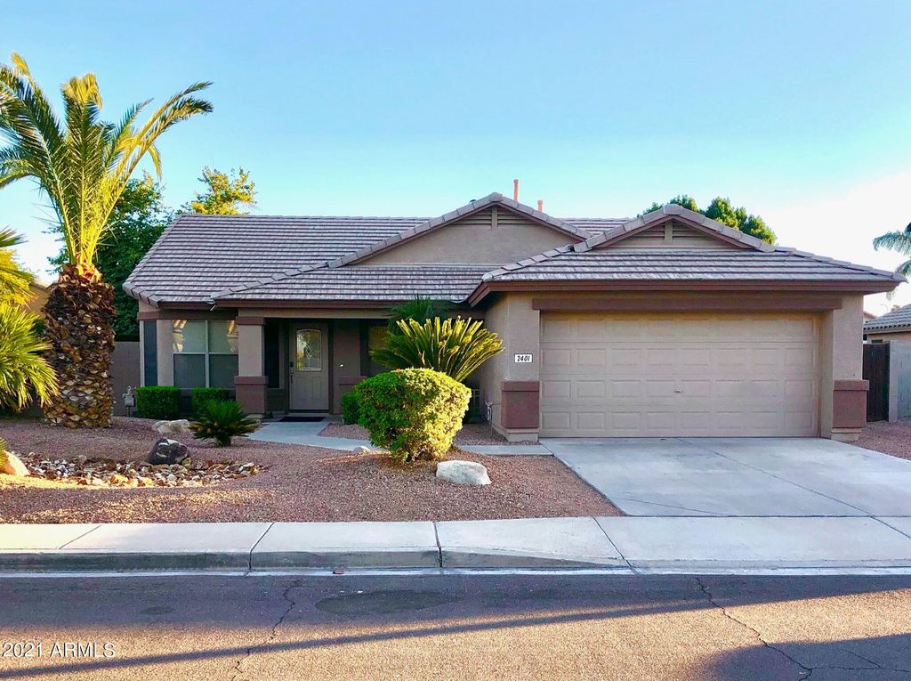 2401 E Geronimo St, Chandler, AZ 85225