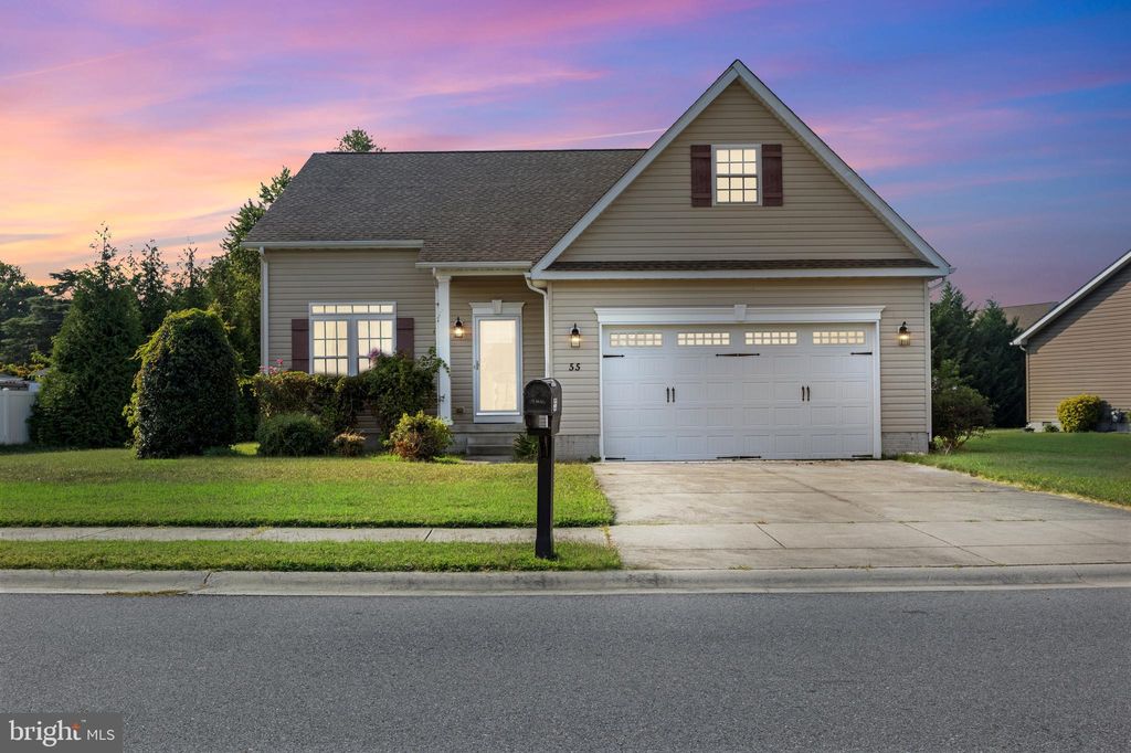 55 Waterway Dr, Frederica, DE 19946