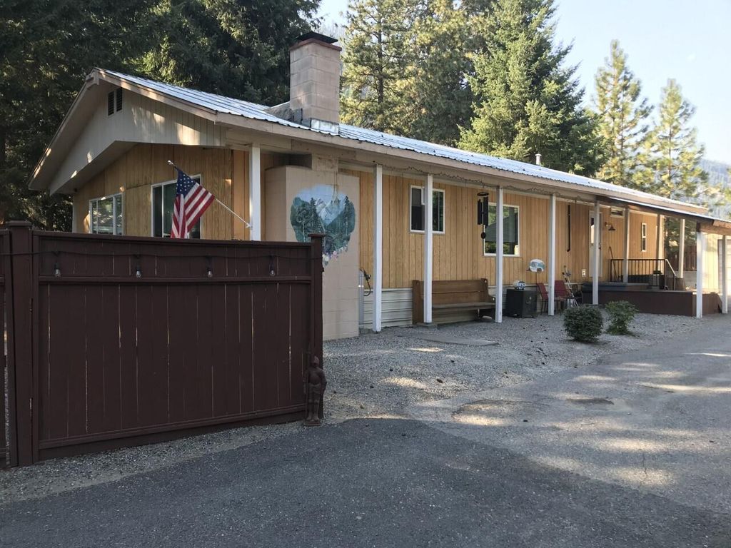 12670 Icicle Pl, Leavenworth, WA 98826
