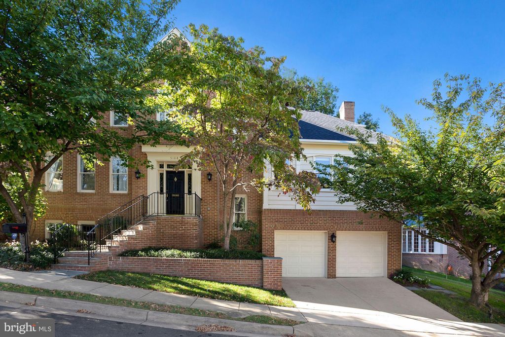 5108 Warren Pl NW, Washington, DC 20016