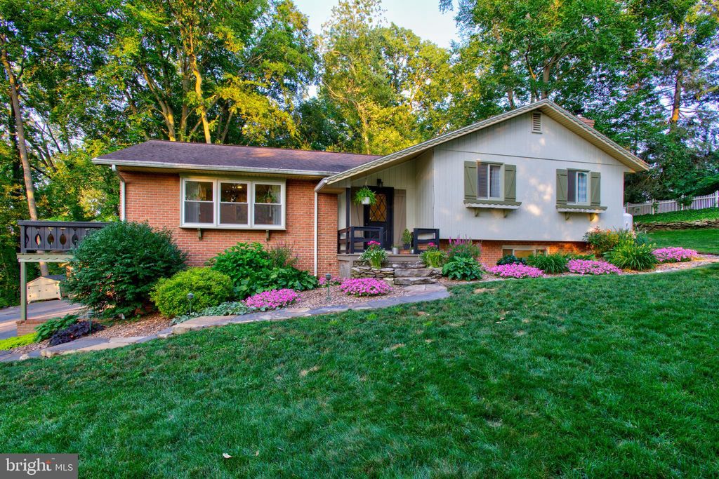 132 Maple Dr, New Holland, PA 17557 Trulia