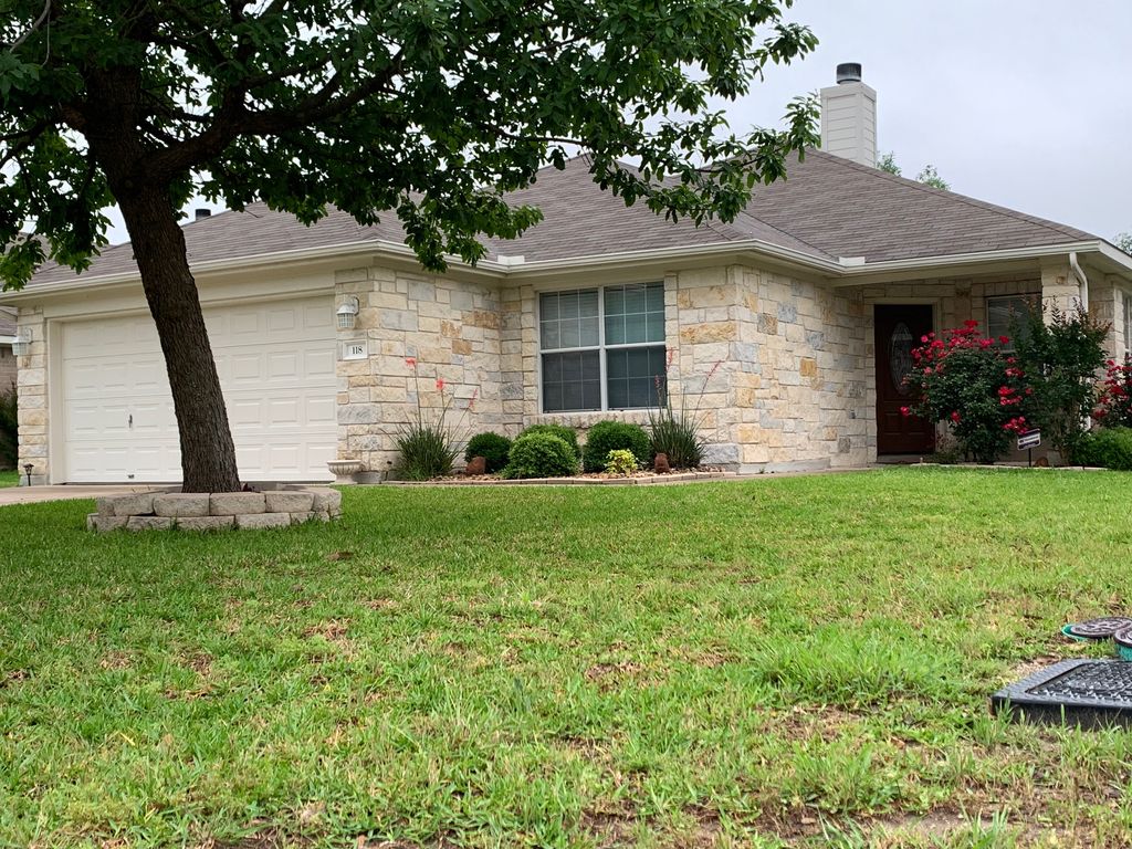 118 Gainer Dr, Hutto, TX 78634