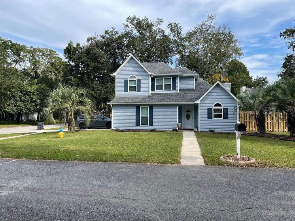 101 Dunbar Dr, Saint Marys, GA 31558