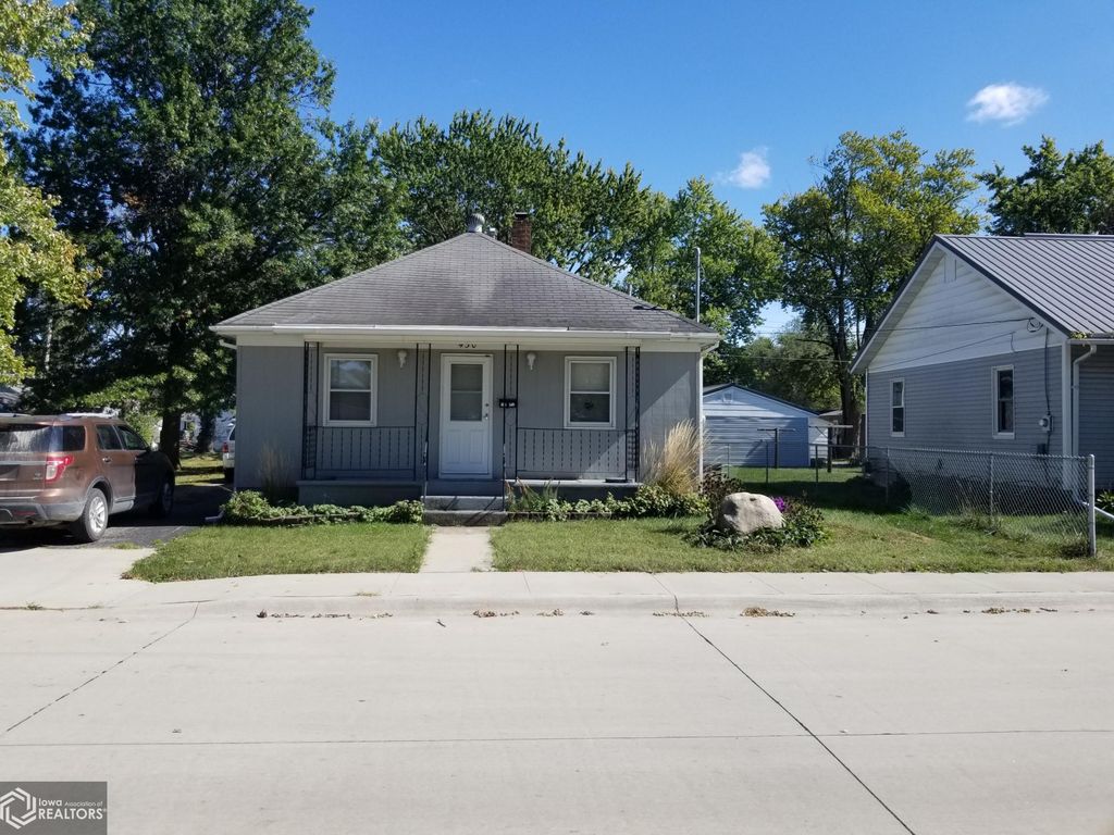 430 S Davis St, Ottumwa, IA 52501
