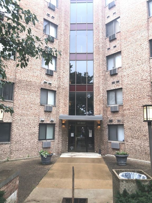 5358 N Cumberland Ave #413, Chicago, IL 60656