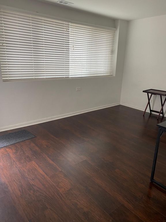 2920 S Front Ave #1, Chicago, IL 60628