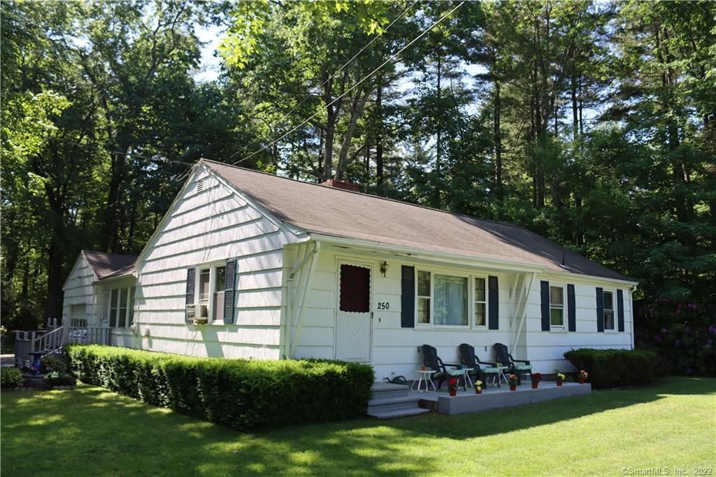 250 N Maple St, Enfield, CT 06082 Trulia