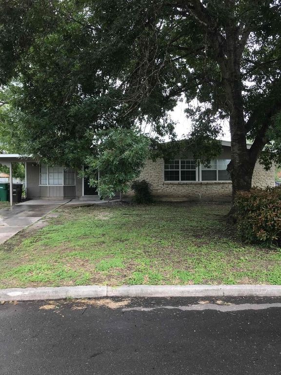 6127 Bright Valley Dr, San Antonio, TX 78242