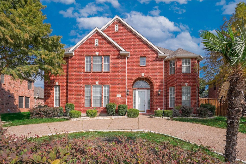 1404 Parkwood Dr, Carrollton, TX 75007