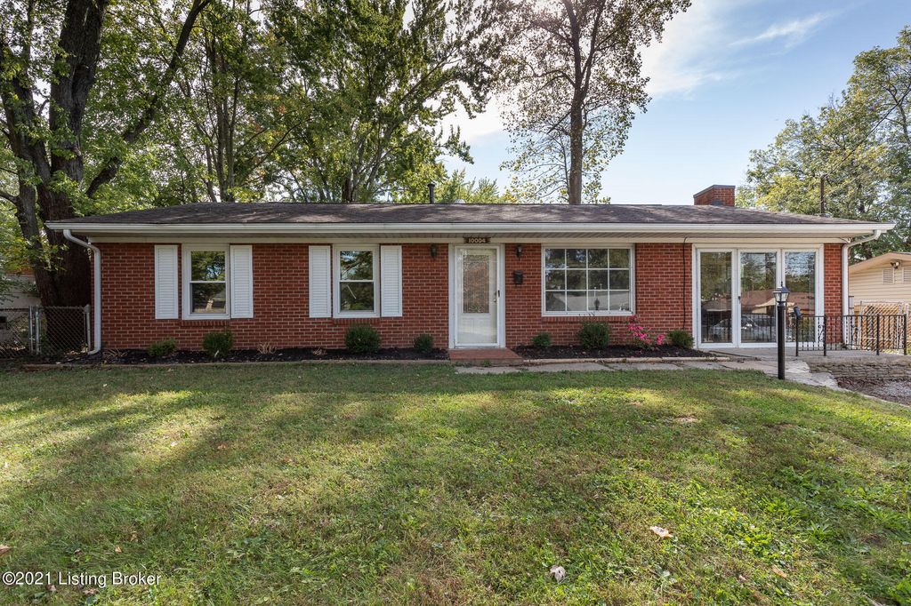 10004 Robsion Rd, Jeffersontown, KY 40299