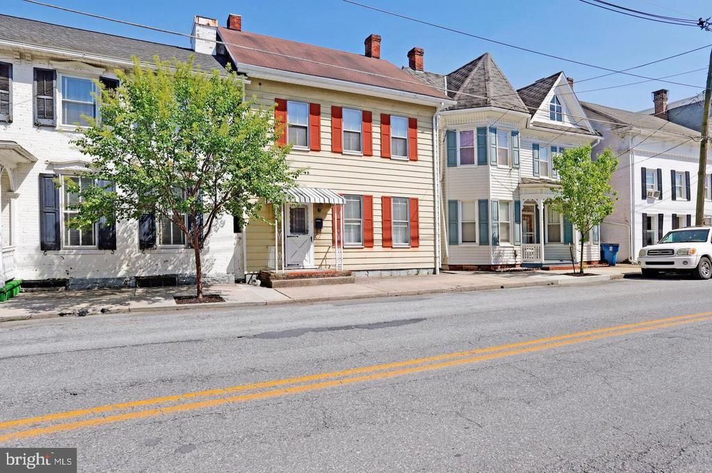 155 N Carlisle St, Greencastle, PA 17225 Trulia