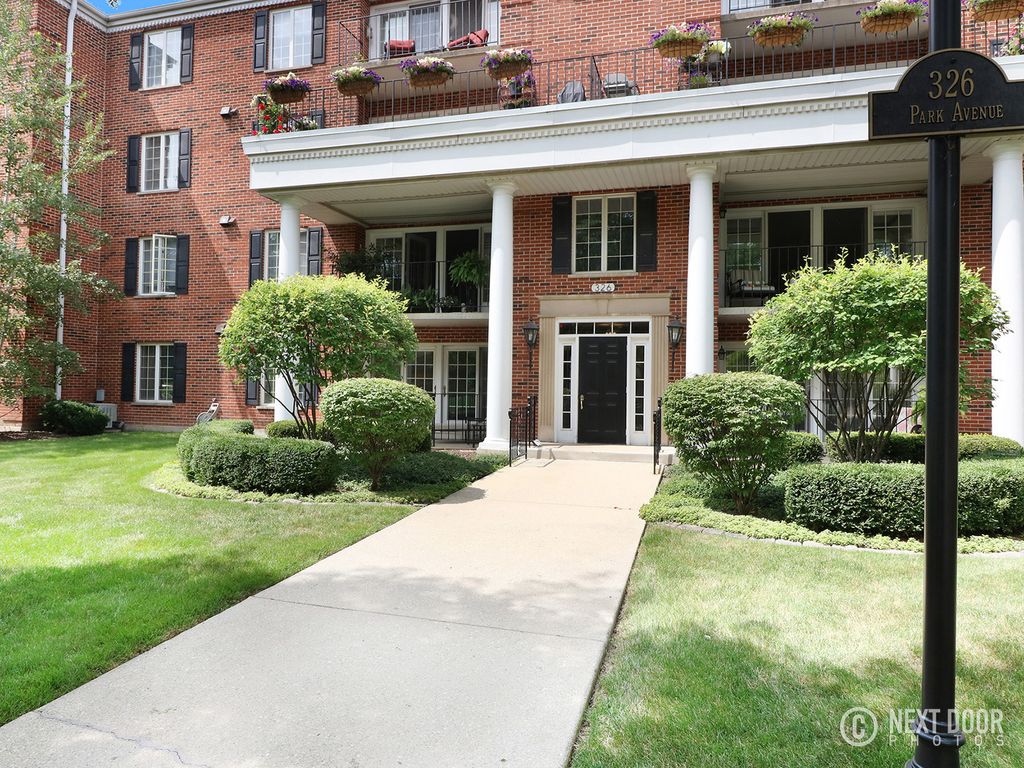 326 Park Ave 44, Clarendon Hills, IL 2 Bed, 2 Bath Condo Trulia