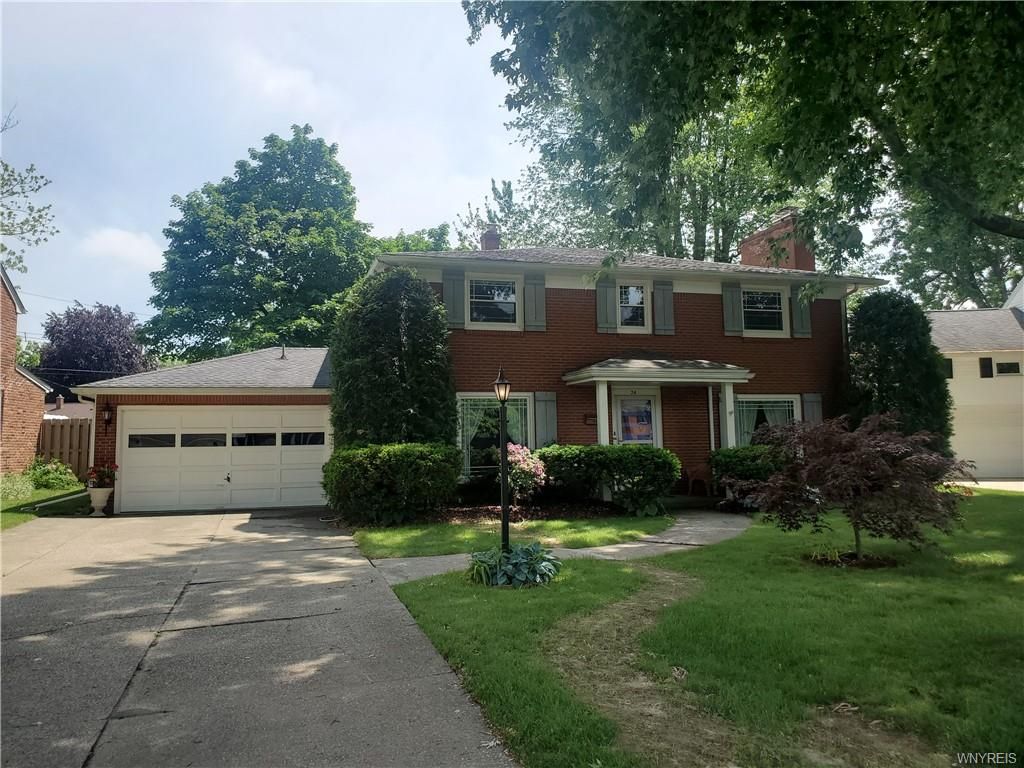 24 Huntington Ct, Buffalo, NY 14221