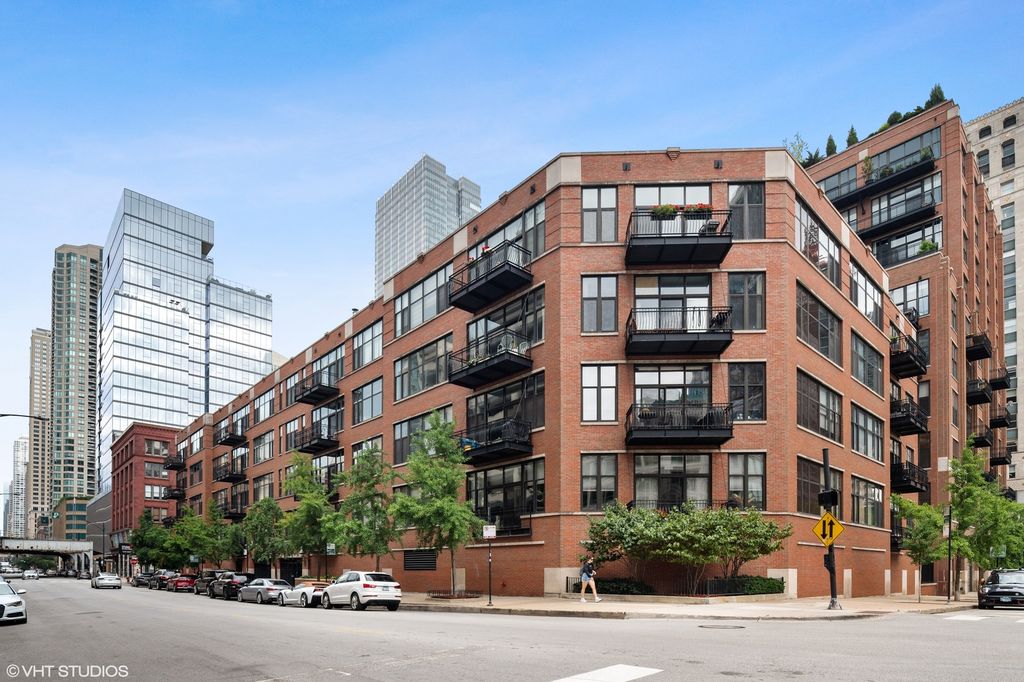 333 W Hubbard St #1012, Chicago, IL 60654