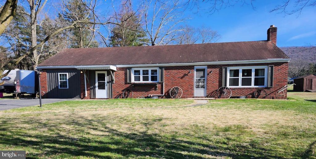 1382 Back Maitland Rd, Lewistown, PA 17044