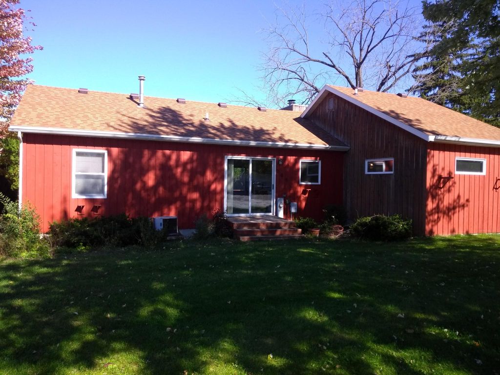 206 Lake St, Pardeeville, WI 53954 Trulia