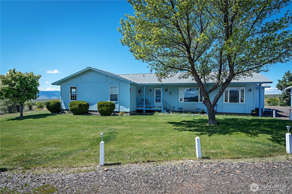 221 Upper Green Canyon Road, Ellensburg, WA 98926