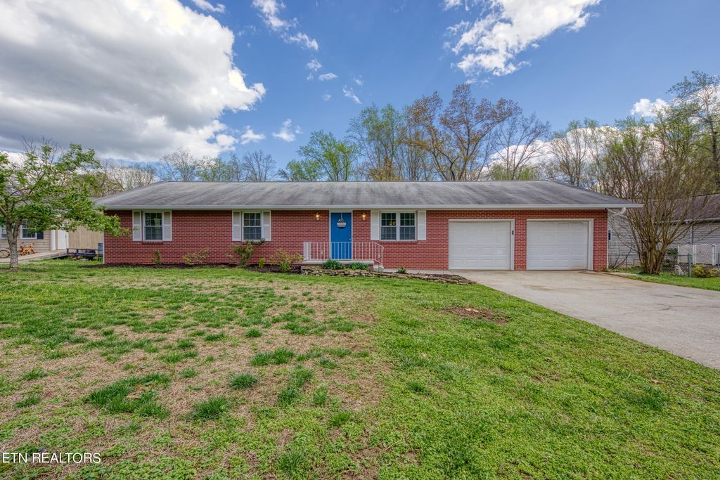 7808 Olde Timber Trl, Knoxville, TN 37924
