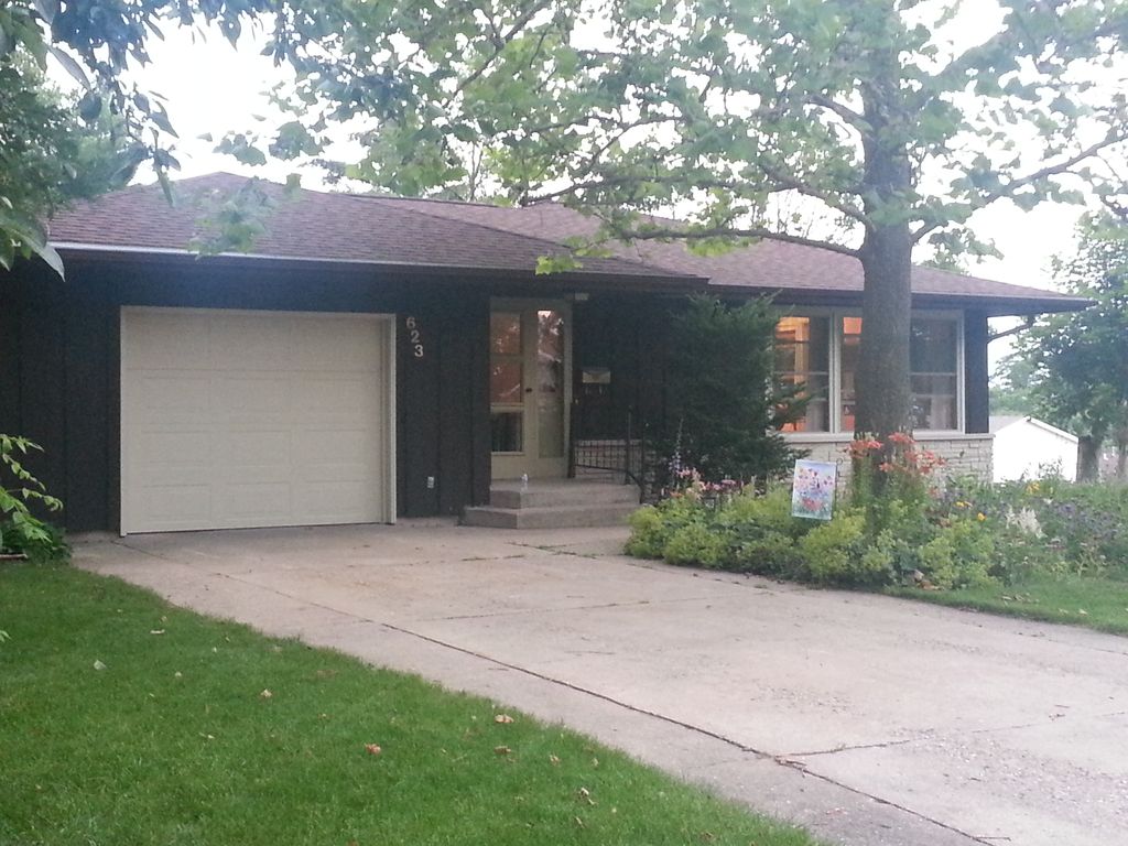 623 W Merrimac St, Dodgeville, WI 53533 Trulia