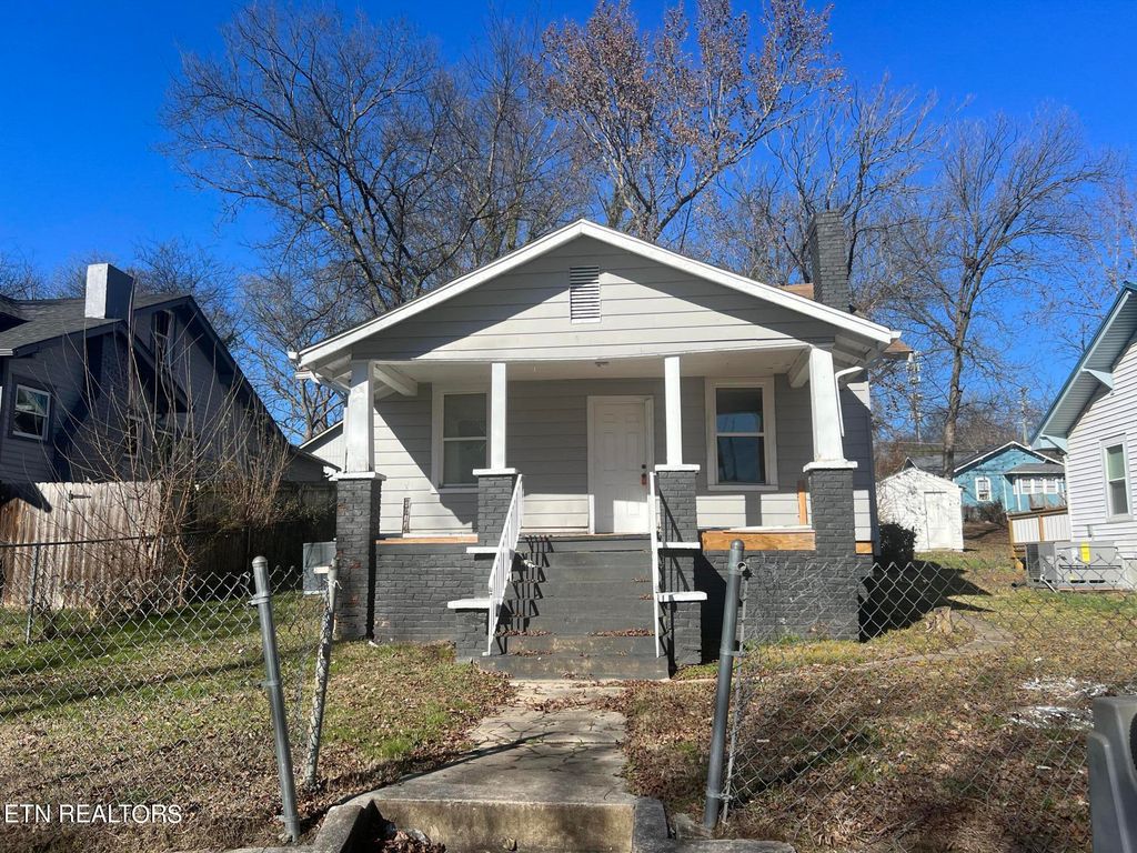 2439 Jefferson Ave, Knoxville, TN 37917