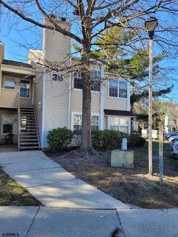 27 Driftwood Ct   #27, Absecon, NJ 08205