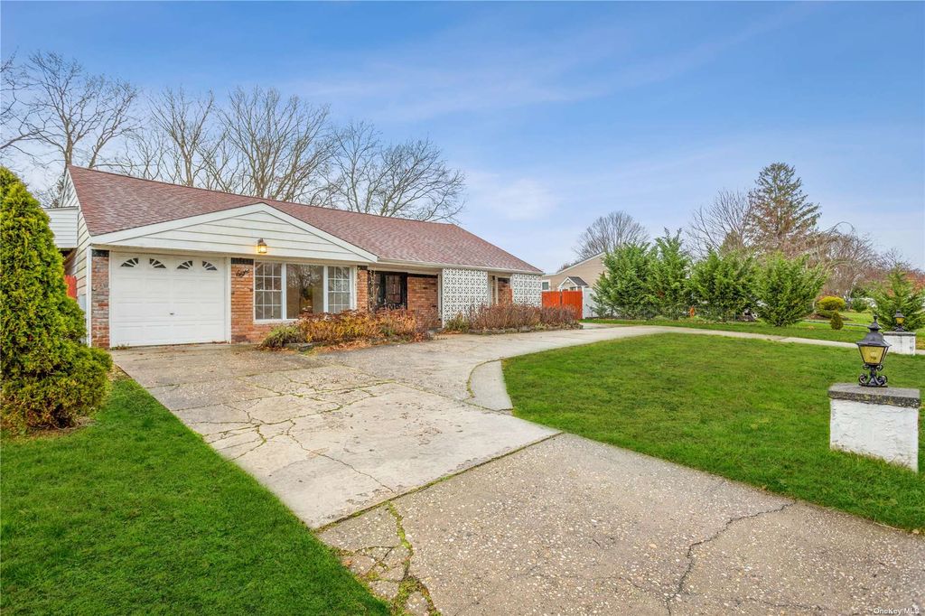 8 Valerie Lane, Patchogue, NY 11772 Trulia