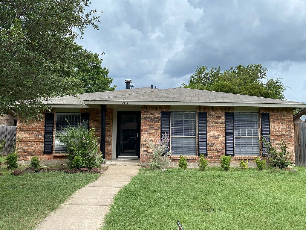 2114 Alder Trl, Grand Prairie, TX 75052