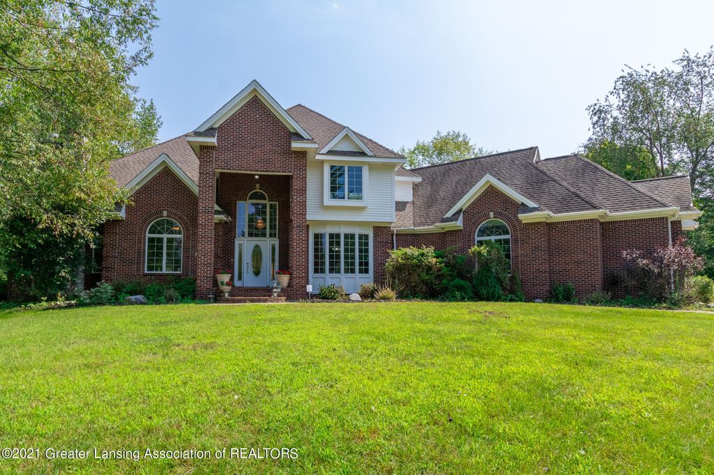 4144 Goldfinch, Williamston, MI 48895