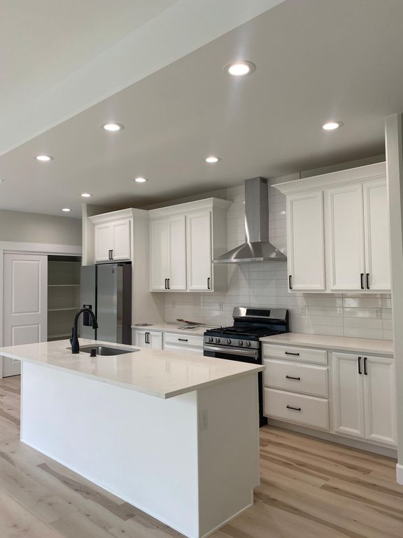 252 W Celtic Cir #2, Wasilla, AK 99654