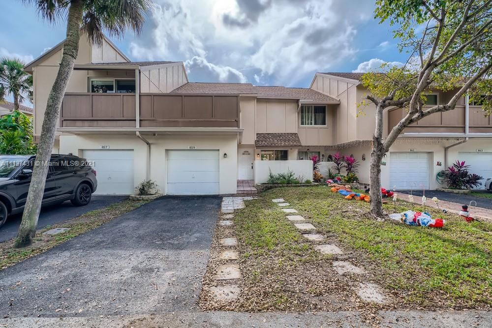 859 NW 80th Ter #9, Plantation, FL 33324