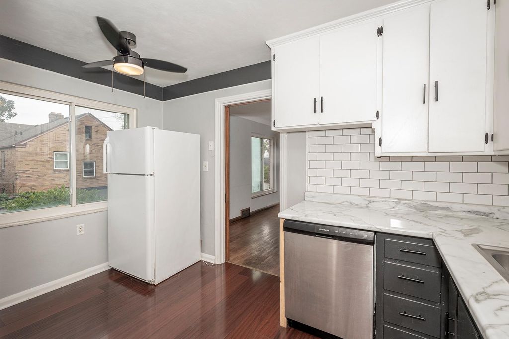 1612 Berdan Ave #3, Toledo, OH 43612