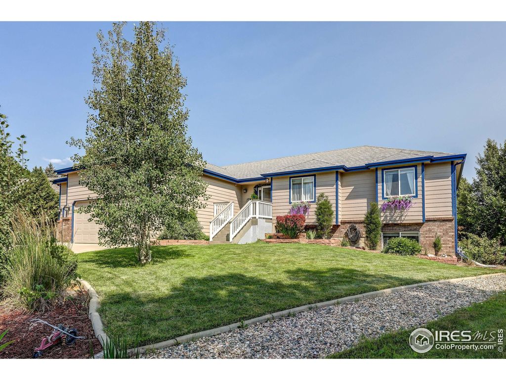 4241 Fescue Dr, Loveland, CO 80537