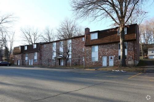 323 Coe Ave, Meriden, CT 06451