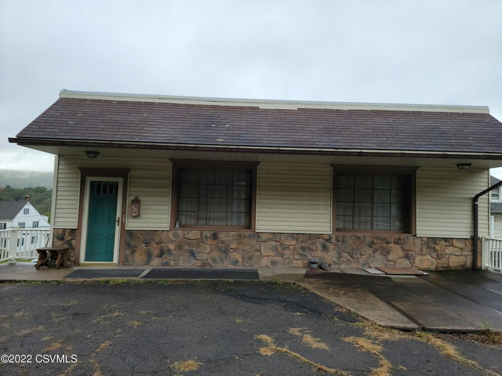 213215 E Columbia Ave, Mount Carmel, PA 17851 Trulia
