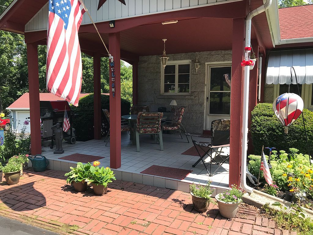 833 Main St, Sybertsville, PA 18251