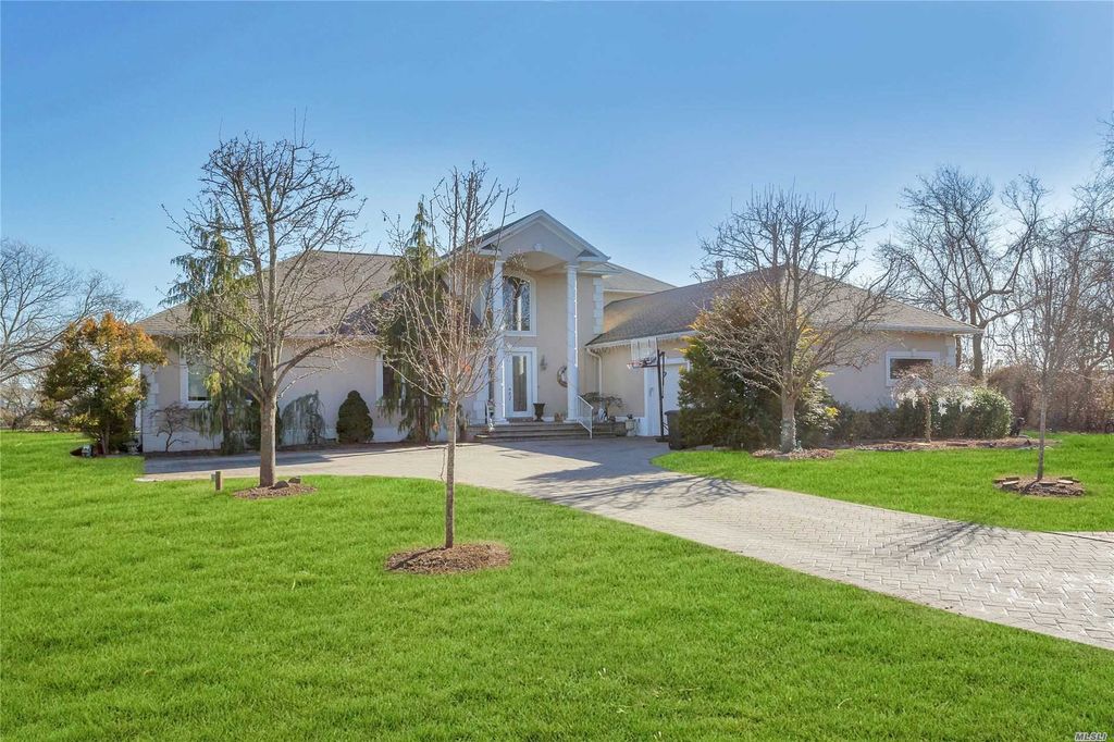 99 S Saxon Ave, Bay Shore, NY 11706 Trulia