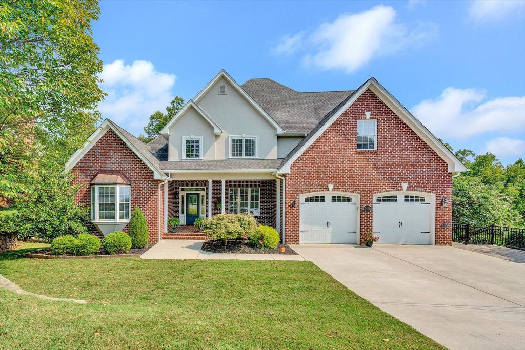 2419 Wolf Run, Vinton, VA 24179