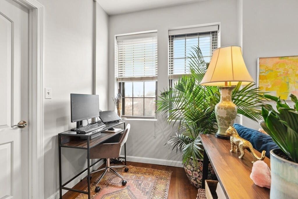 81 Broadway #4, Chelsea, MA 02150