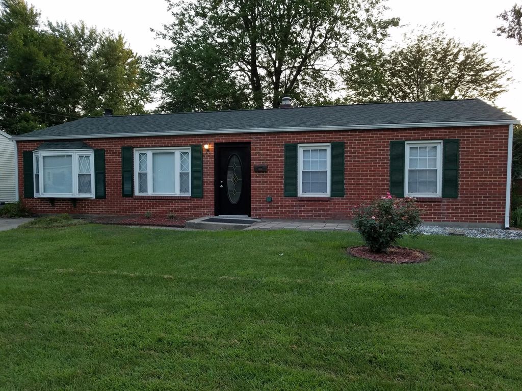 1027 Olympia Dr, Mason, OH 45040