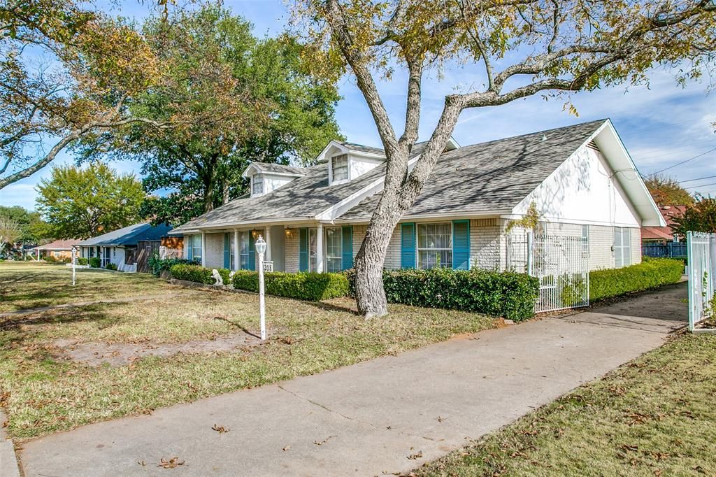 1208 Elby St, Irving, TX 75061