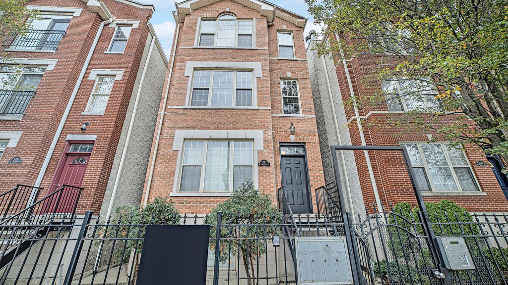 3343 W Warren Blvd #1, Chicago, IL 60624