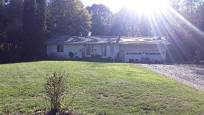 93 Jacqueline Dr, Southbury, CT 06488